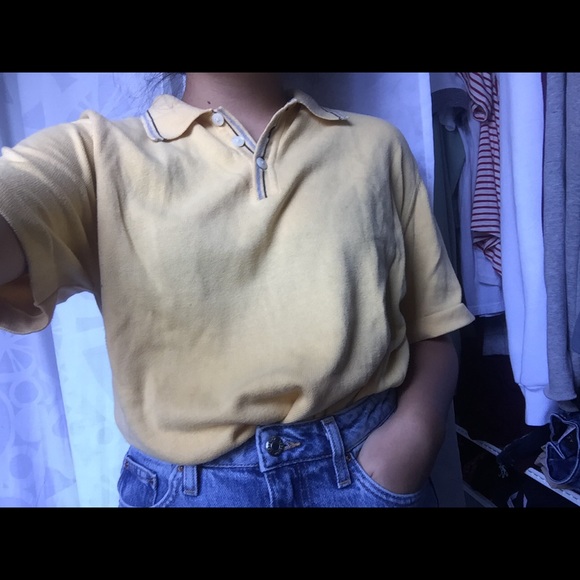 GAP Tops - Yellow Cotten shirt